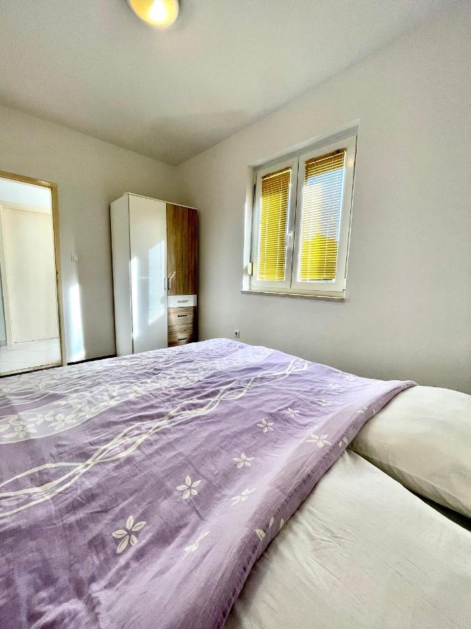 Apartman Lovre Zadar Exteriör bild